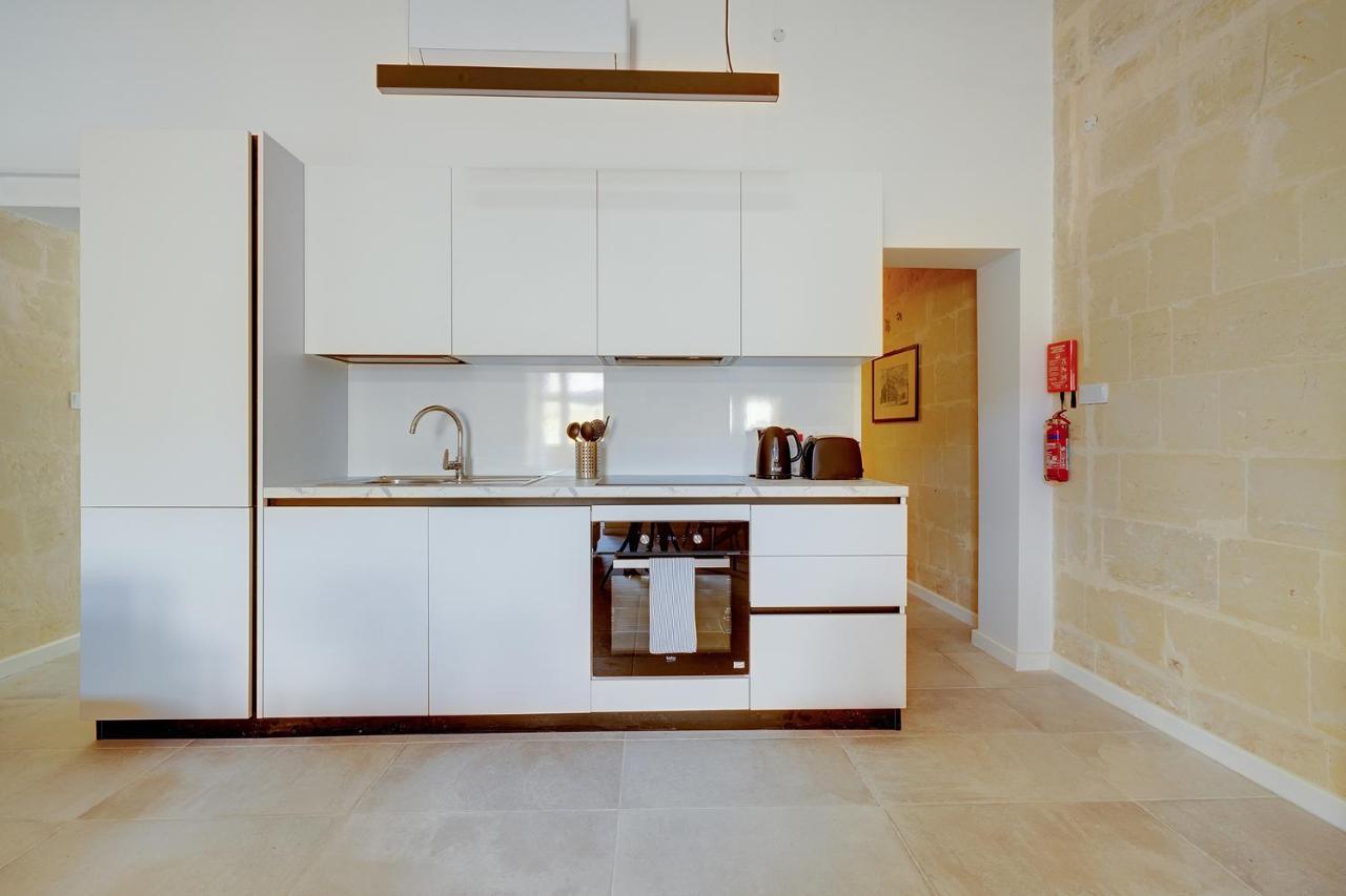 Stylish 2Br Apartment In Валетта Экстерьер фото